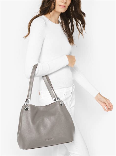 michael kors raven large shoulder tote pearl grey